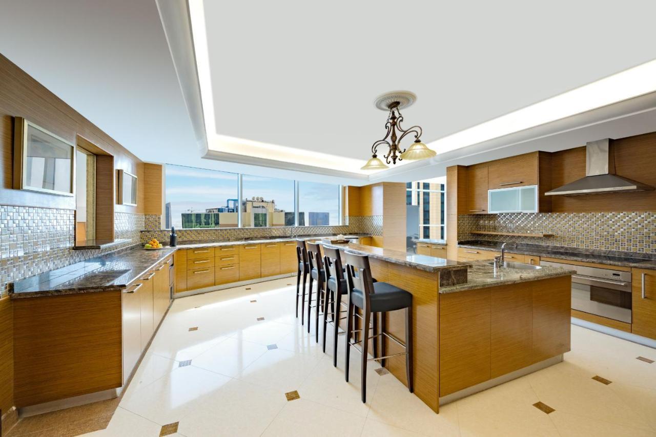 Dusit Hotel & Suites - Doha Exterior foto A modern kitchen